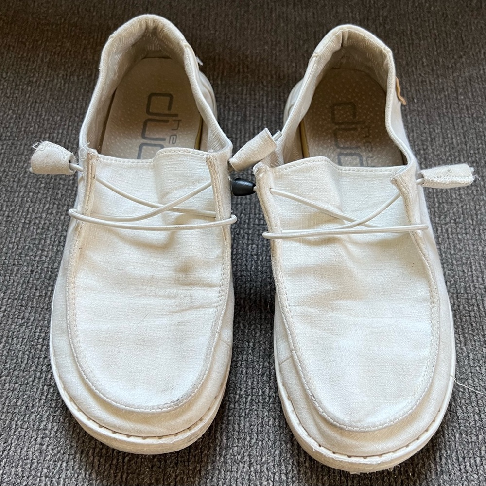 Big Kid 5 - Hey Dude Wendy in White